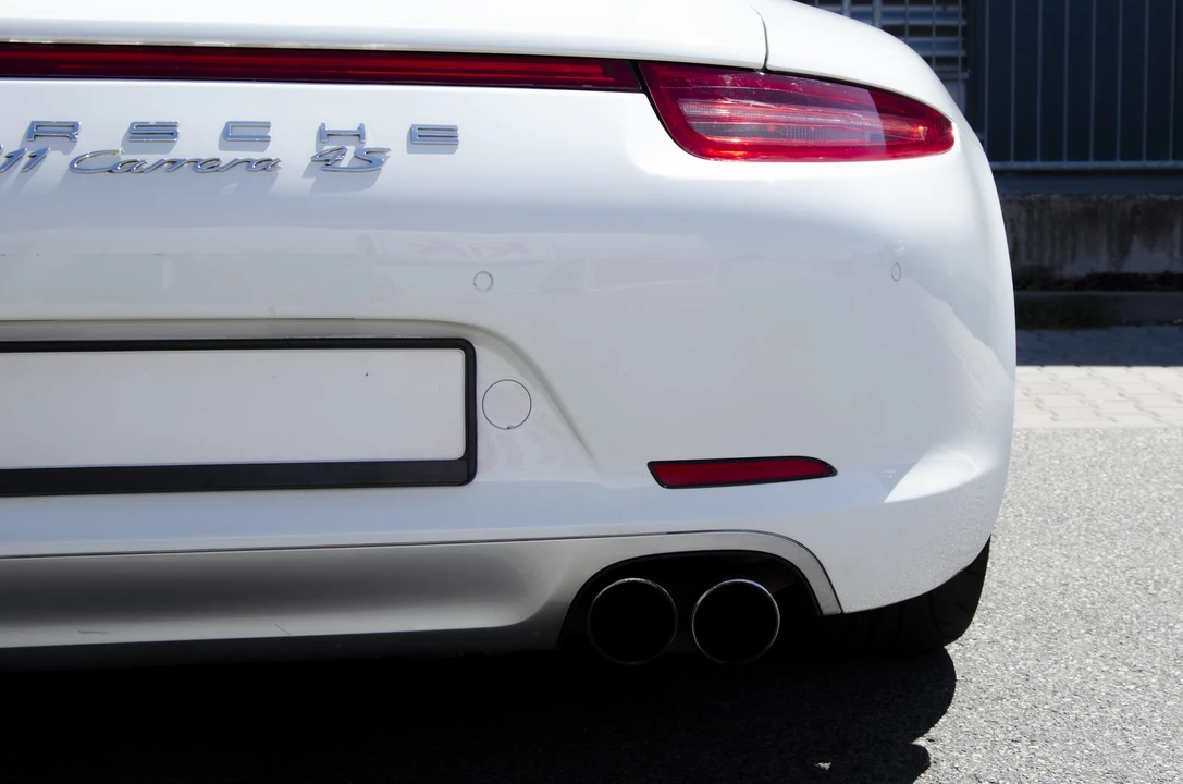 2013 Porsche 991 Carrera 4 - Image 22 of 31