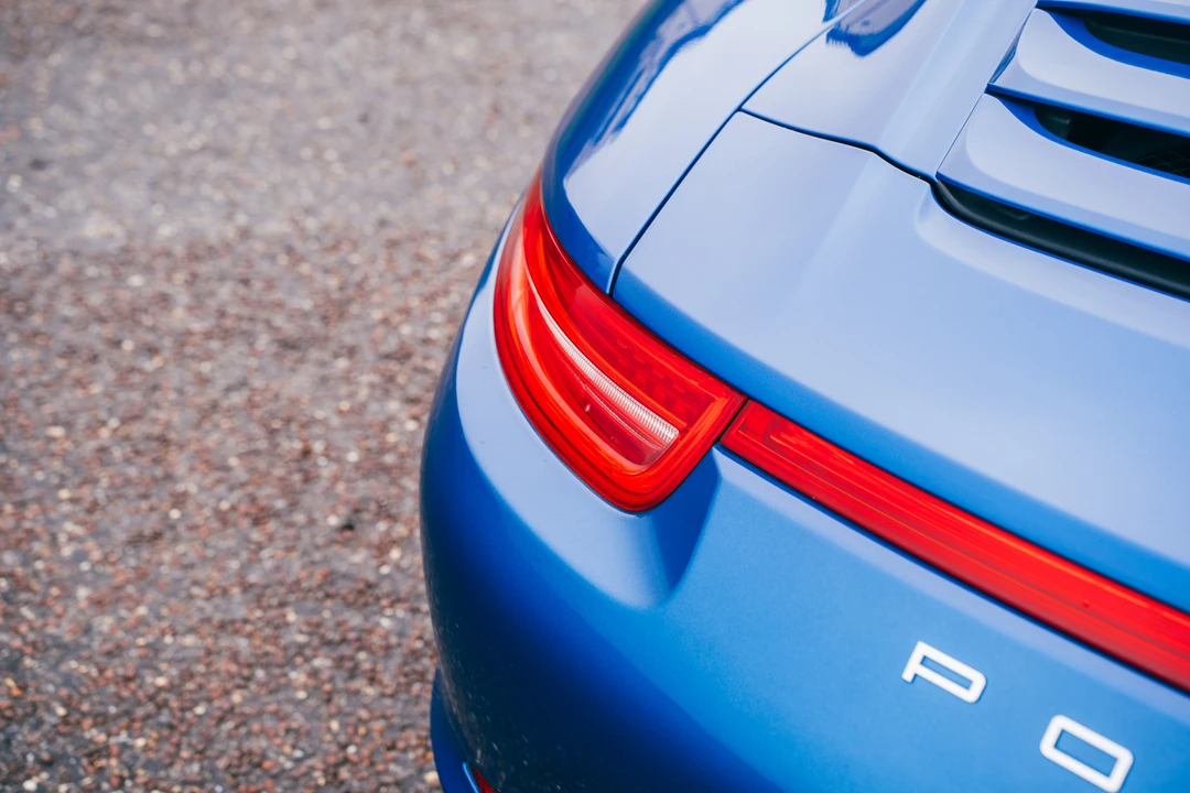 2013 Porsche 991 Carrera 4S - Image 22 of 31