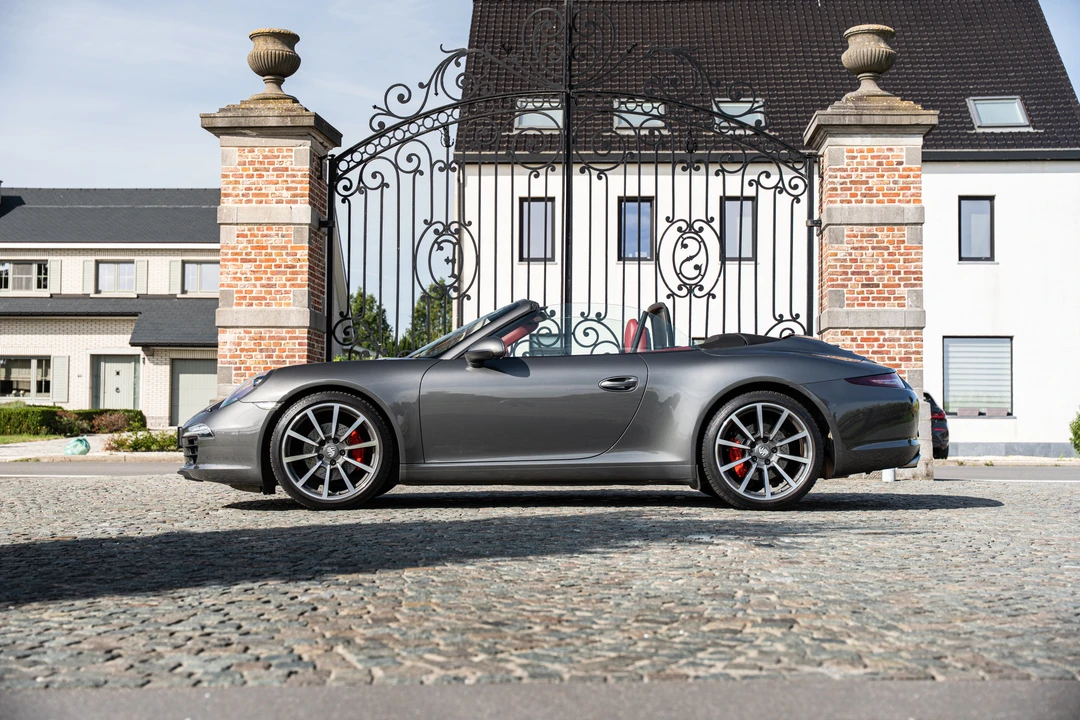 2013 Porsche 991 Carrera - Image 9 of 31