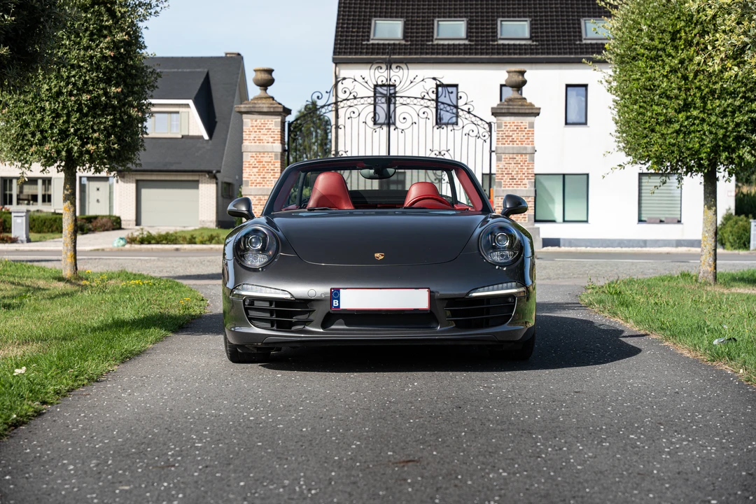 2013 Porsche 991 Carrera - Image 10 of 31