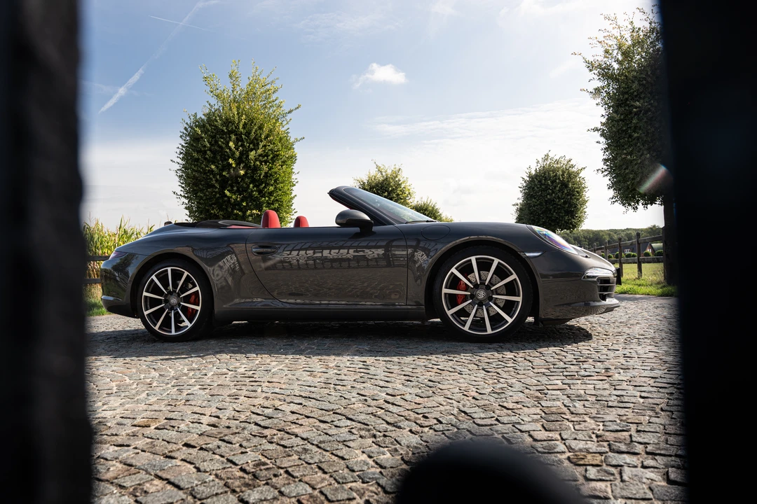 2013 Porsche 991 Carrera - Image 14 of 31