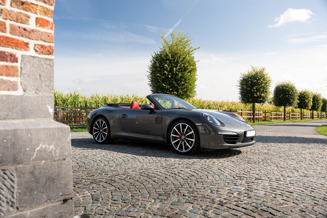 2013 Porsche 991 Carrera - Image 15 of 31