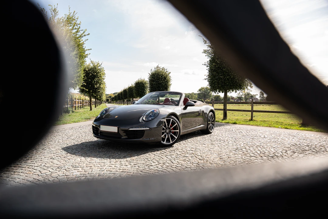 2013 Porsche 991 Carrera - Image 18 of 31