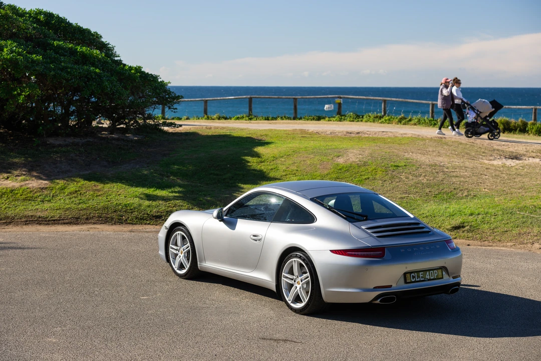 2013 Porsche 991 Carrera - Image 13 of 31