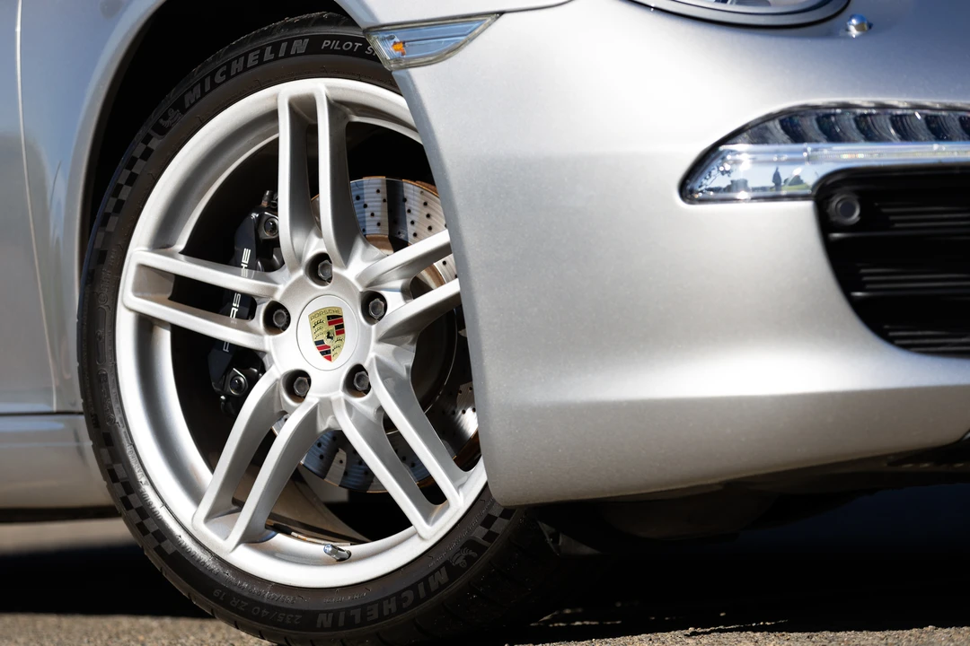 2013 Porsche 991 Carrera - Image 27 of 31