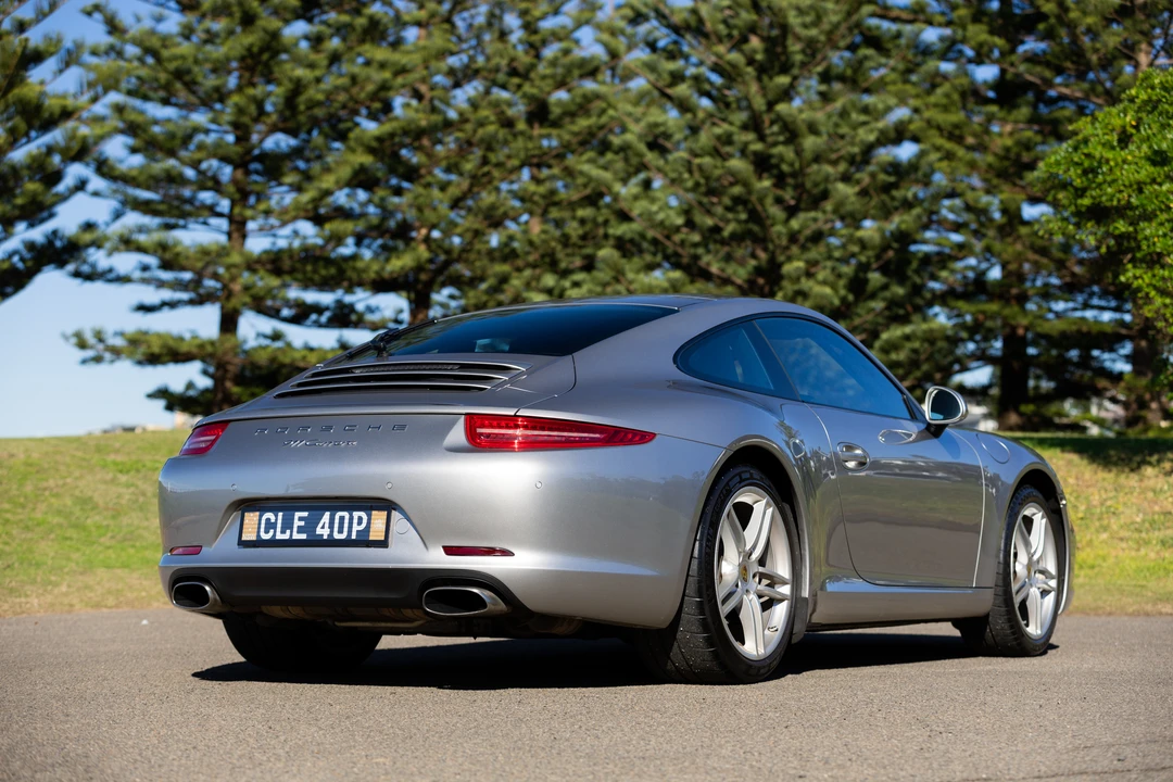 2013 Porsche 991 Carrera - Image 15 of 31
