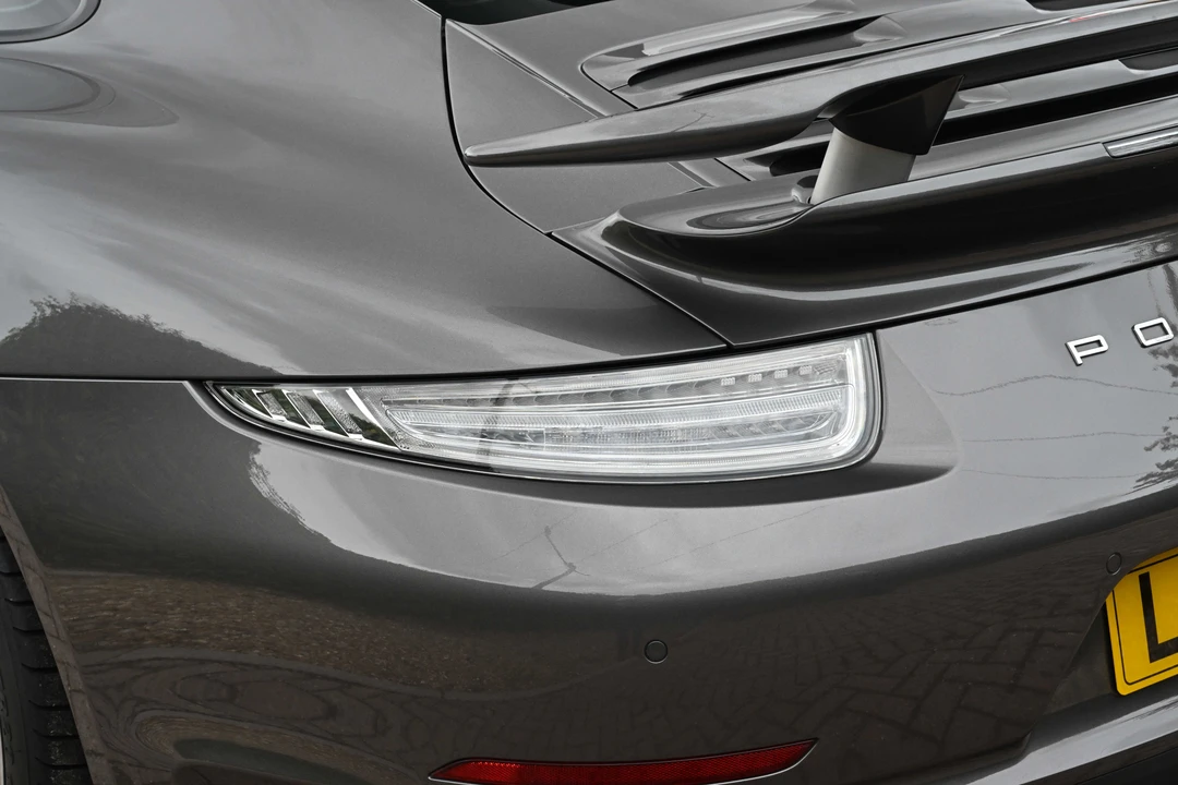 2014 Porsche 991 Turbo S - Image 29 of 31