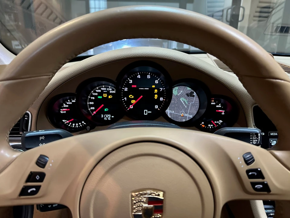 2013 Porsche 991 Carrera - Image 7 of 16