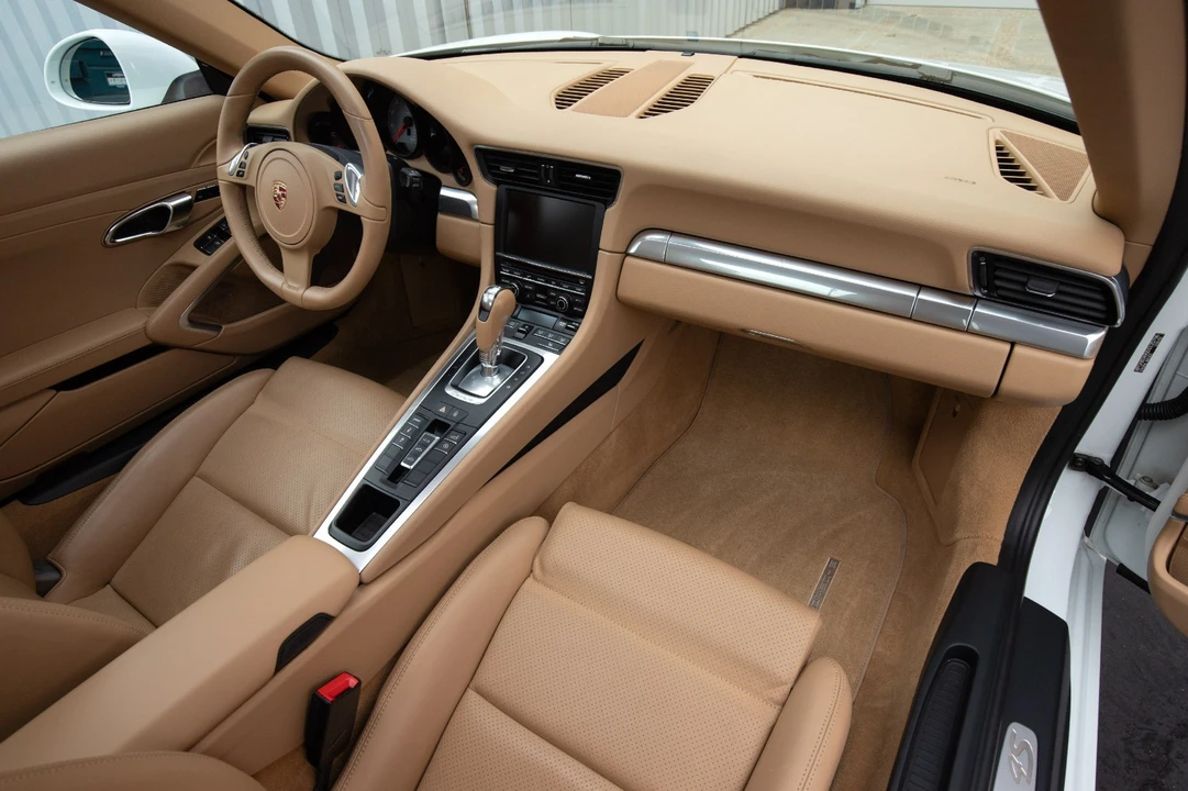 2013 Porsche 991 Carrera 4S - Image 19 of 31