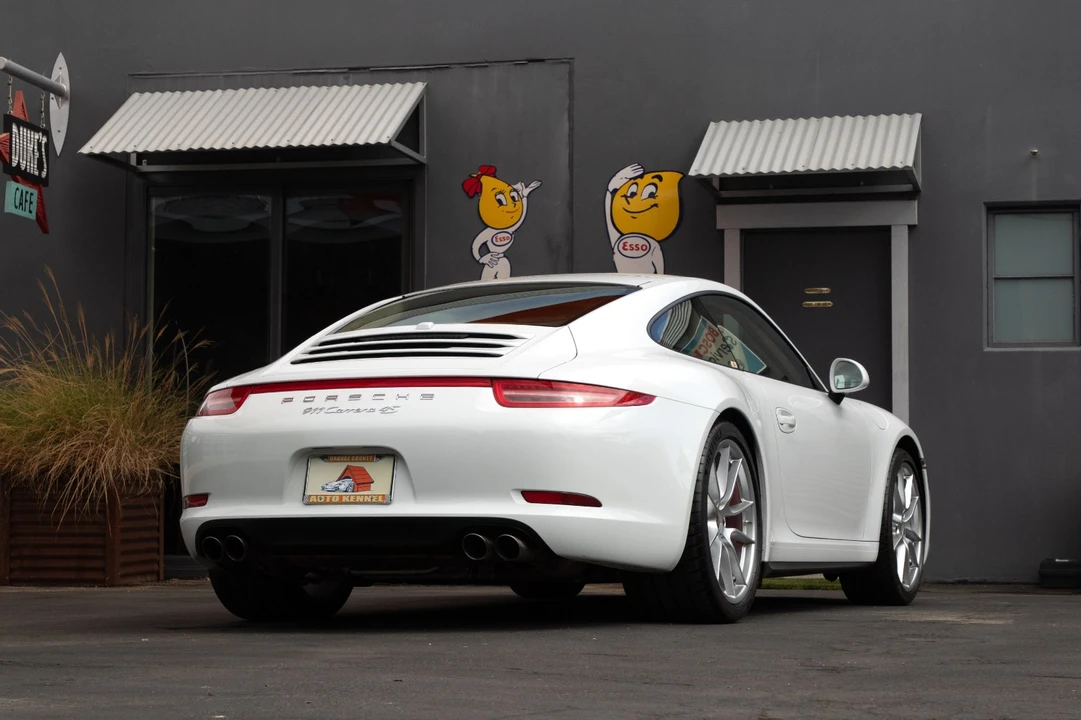 2013 Porsche 991 Carrera 4S - Image 2 of 31