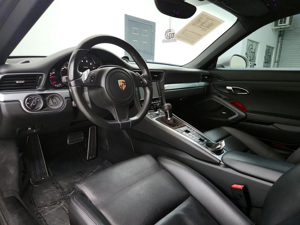 2013 Porsche 991 Carrera - Image 13 of 31
