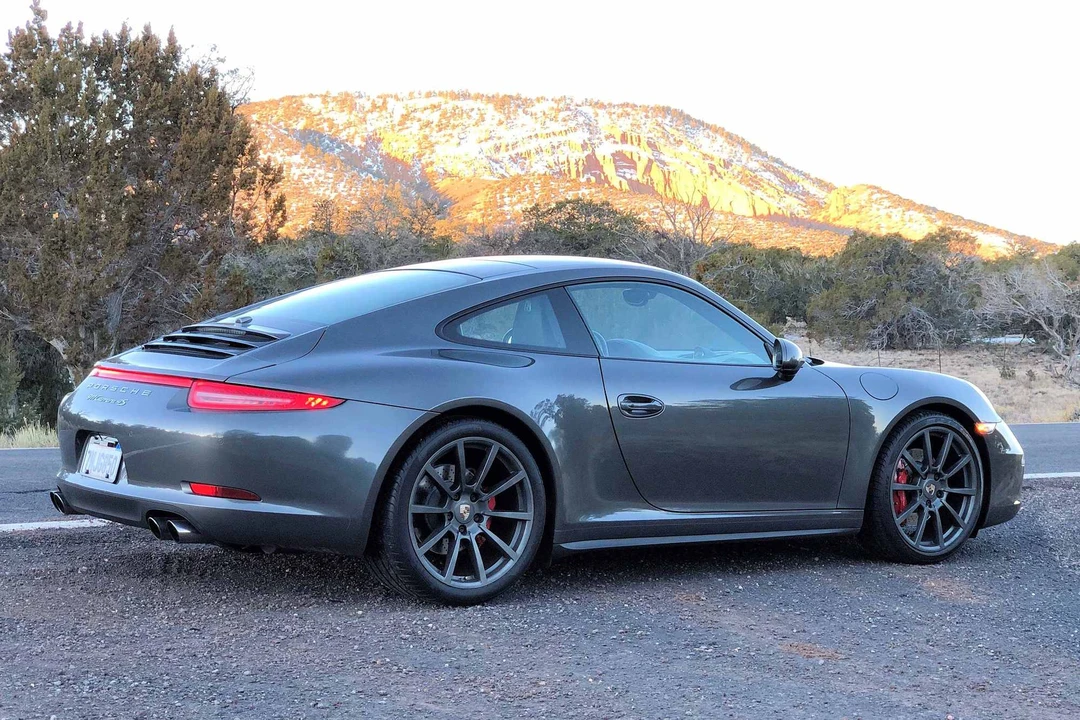 2013 Porsche 991 Carrera 4S - Image 7 of 24