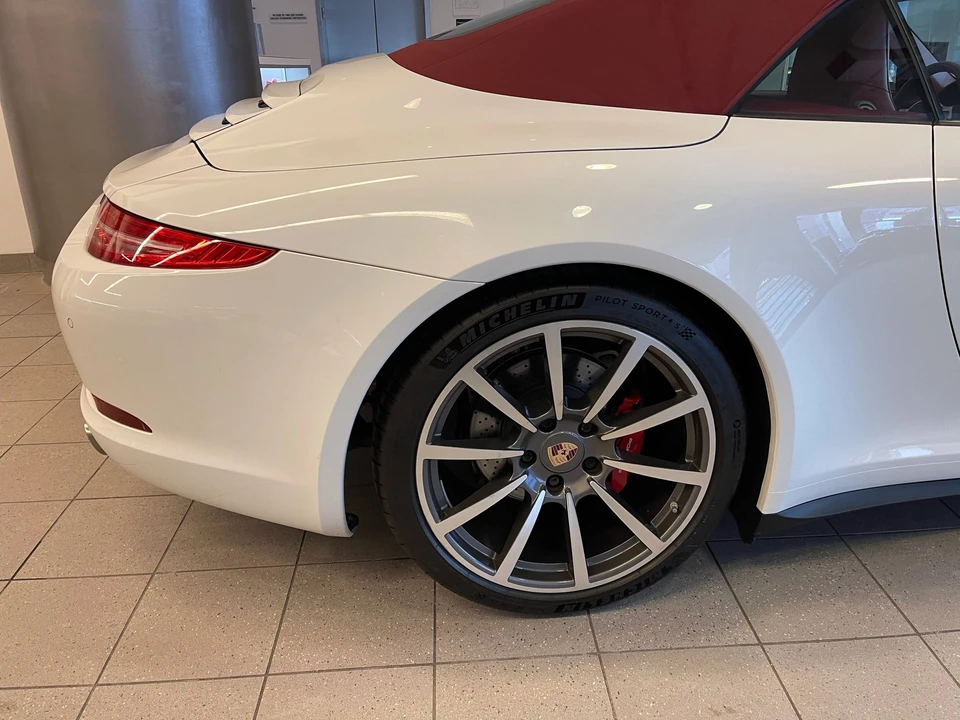 2013 Porsche 991 Carrera 4S - Image 6 of 12