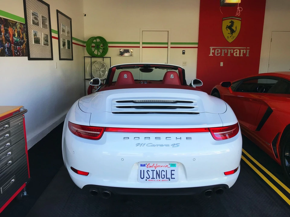 2013 Porsche 991 Carrera 4S - Image 4 of 12