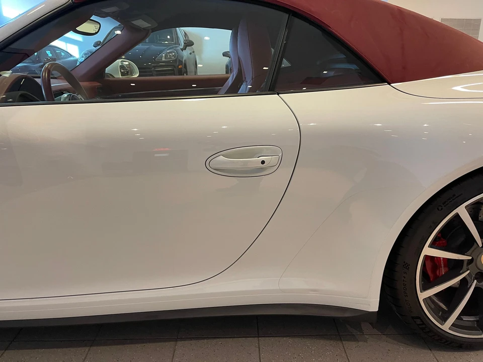 2013 Porsche 991 Carrera 4S - Image 11 of 12