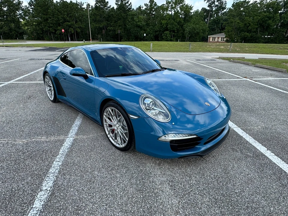 2013 Porsche 991 Carrera 4S - Image 9 of 26