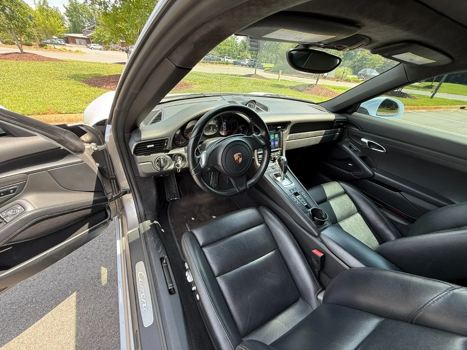 2013 Porsche 991 Carrera - Image 13 of 27