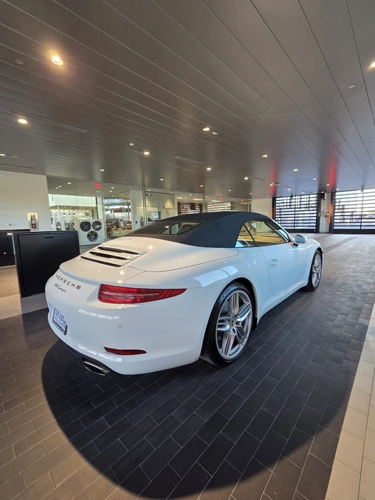 2013 Porsche 991 Carrera - Image 11 of 30