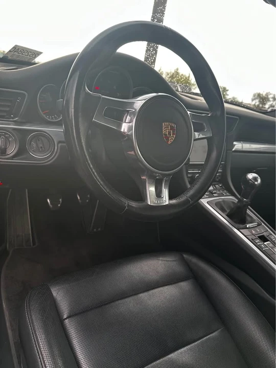 2013 Porsche 991 Carrera - Image 9 of 11