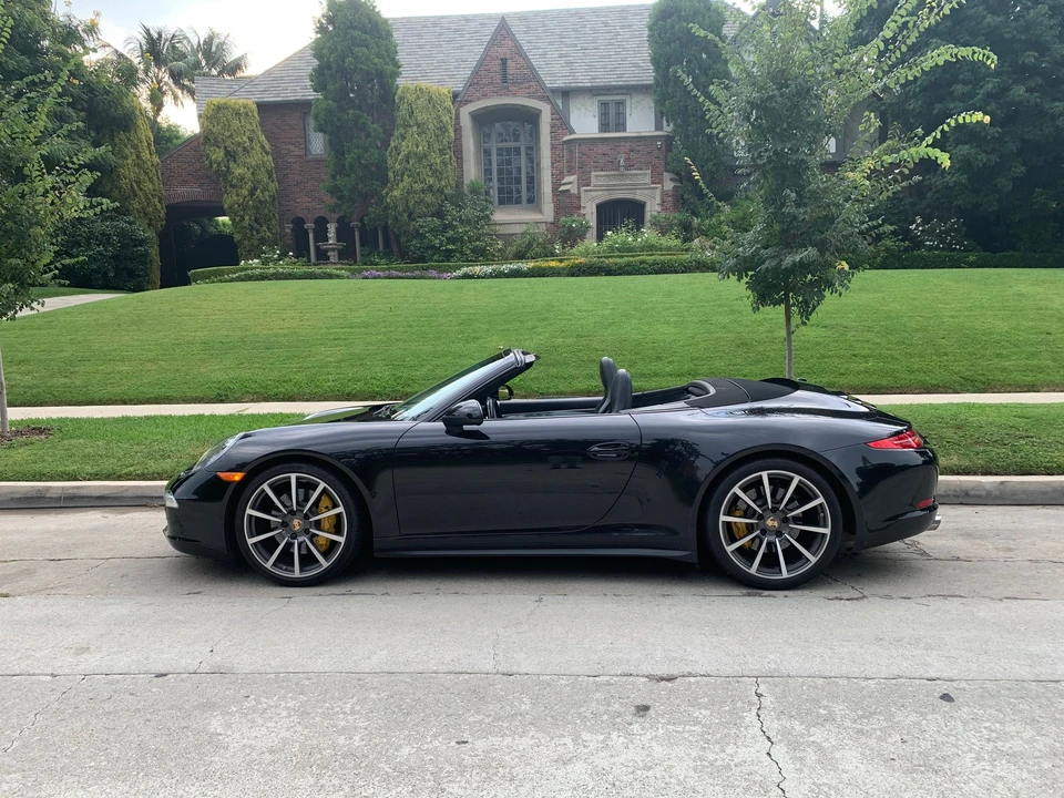 2013 Porsche 991 Carrera 4S - Image 13 of 26