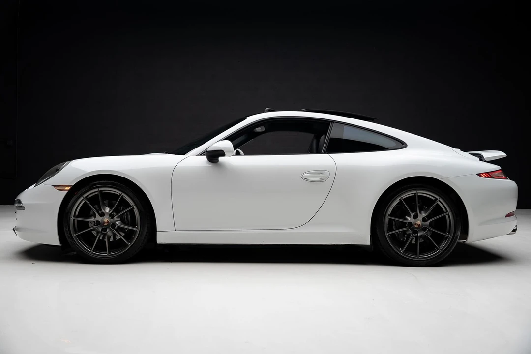 2013 Porsche 991 Carrera - Image 17 of 31