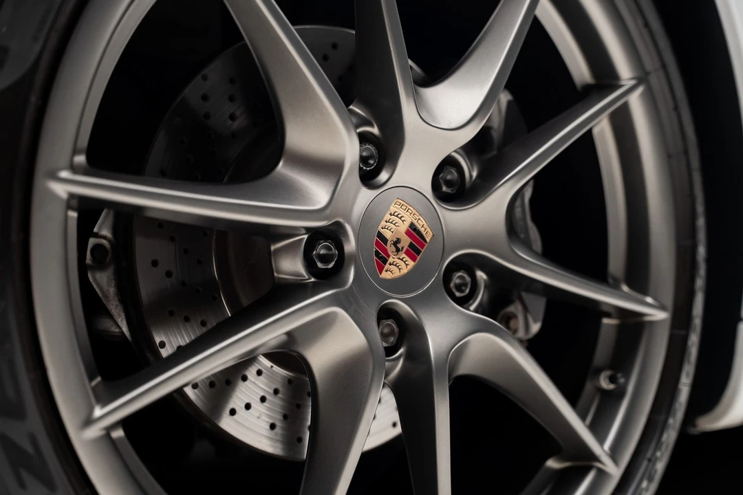 2013 Porsche 991 Carrera - Image 22 of 31