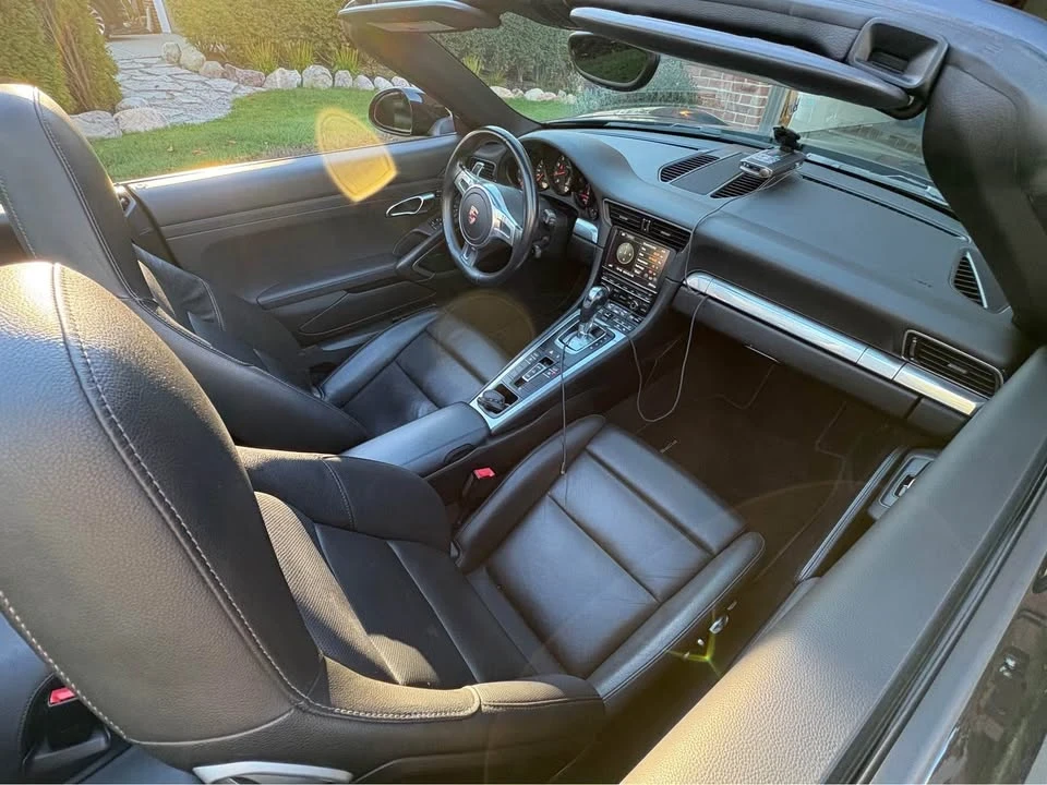 2013 Porsche 991 Carrera - Image 8 of 9