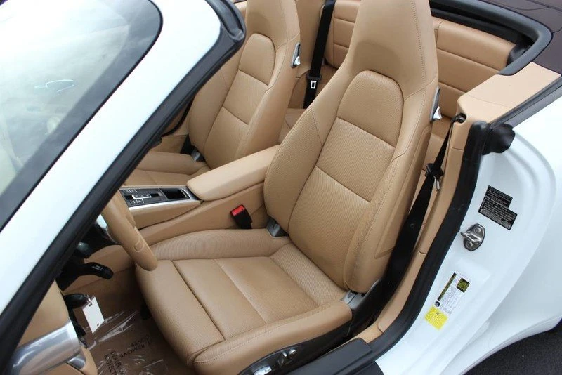 2013 Porsche 991 Carrera - Image 6 of 8