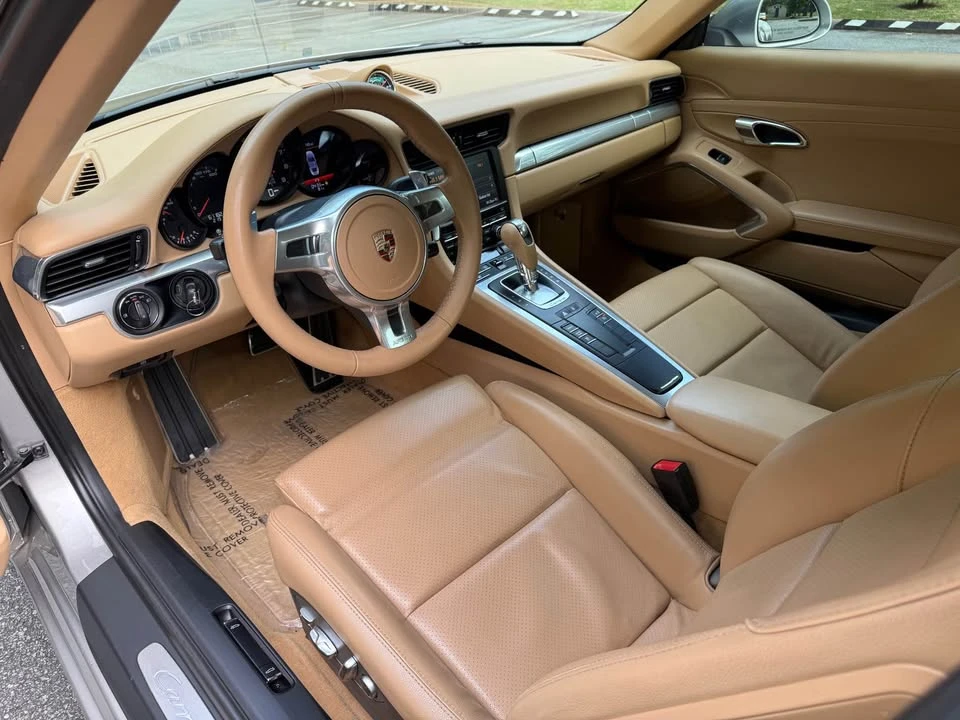 2013 Porsche 991 Carrera - Image 13 of 20