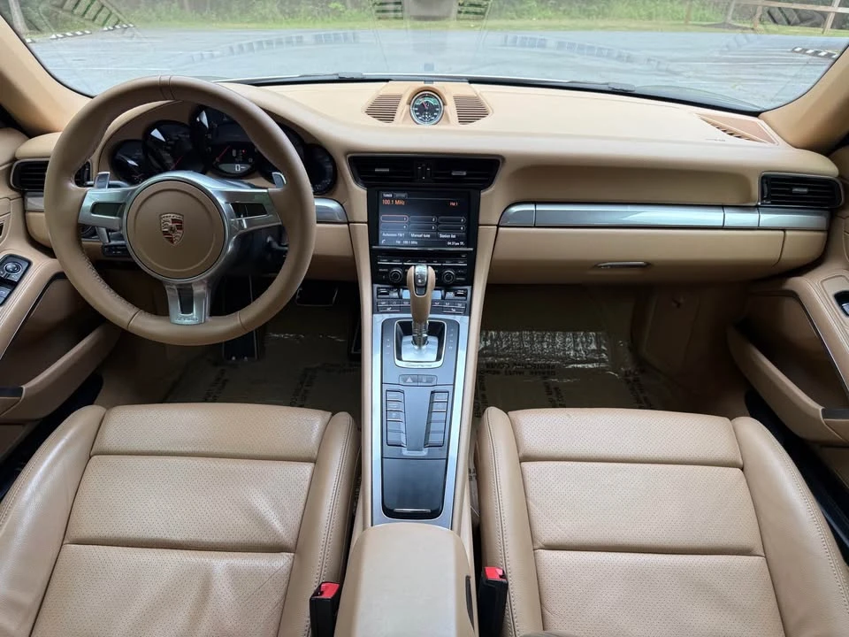 2013 Porsche 991 Carrera - Image 18 of 20