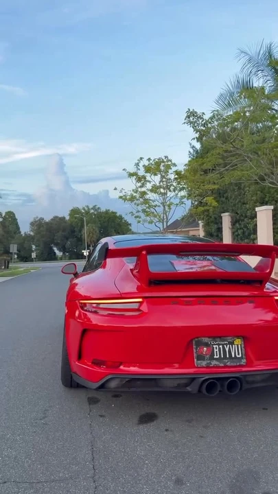 2013 Porsche 991 Carrera - Image 17 of 17