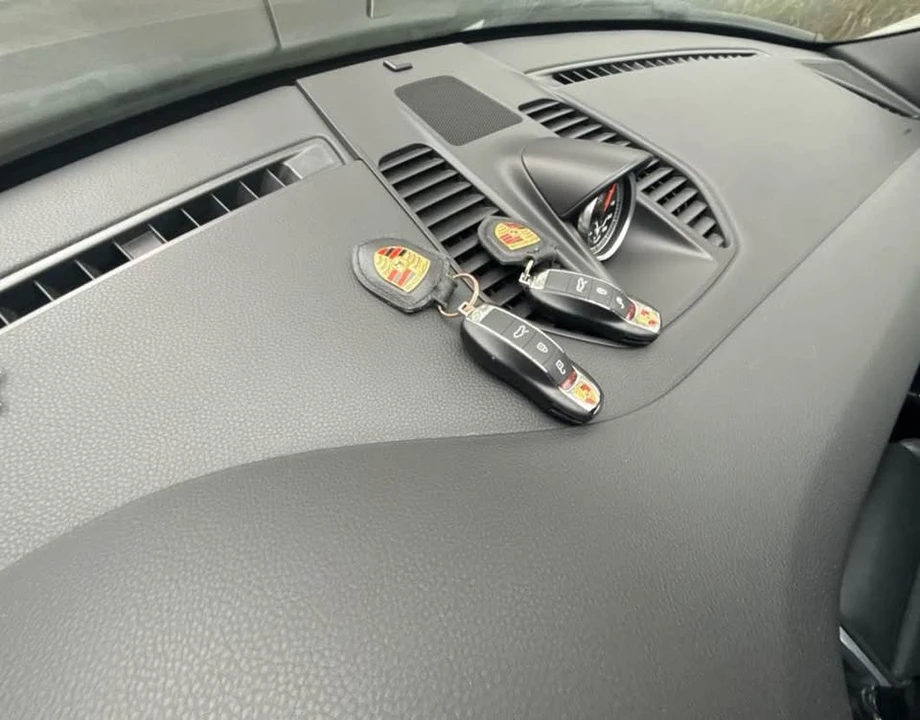 2013 Porsche 991 Carrera - Image 4 of 12