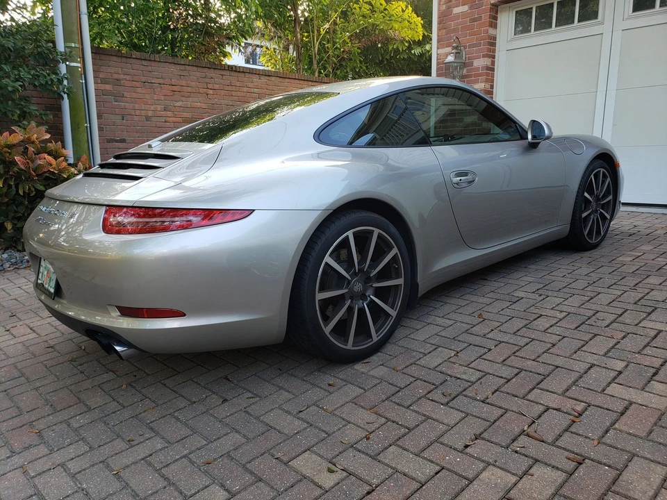 2013 Porsche 991 Carrera - Image 2 of 10