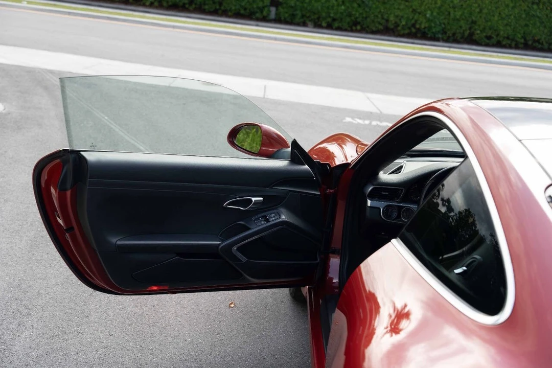 2013 Porsche 991 Carrera - Image 26 of 31