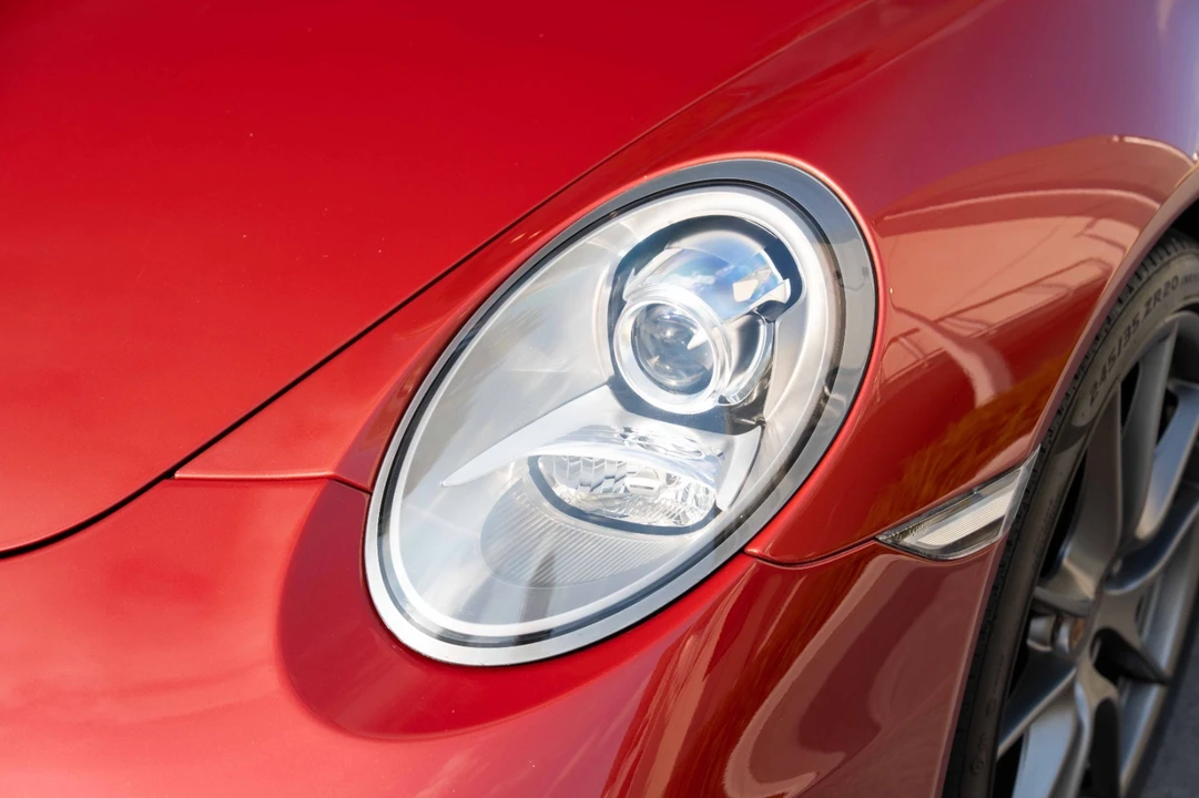 2013 Porsche 991 Carrera - Image 16 of 31