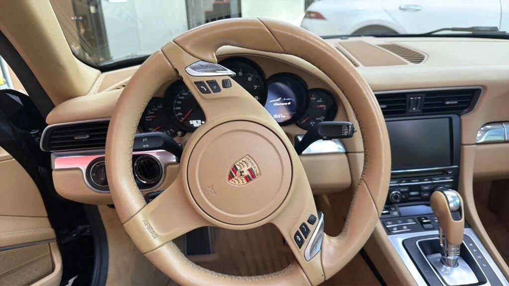 2013 Porsche 991 Carrera 4 - Image 17 of 22