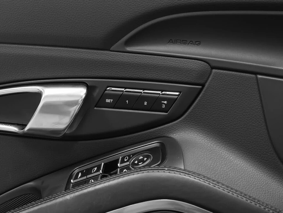2013 Porsche 991 Carrera 4 - Image 28 of 31