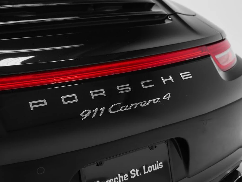 2013 Porsche 991 Carrera 4 - Image 19 of 31