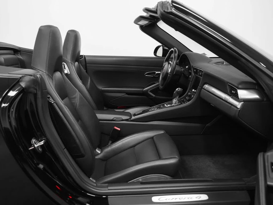 2013 Porsche 991 Carrera 4 - Image 23 of 31