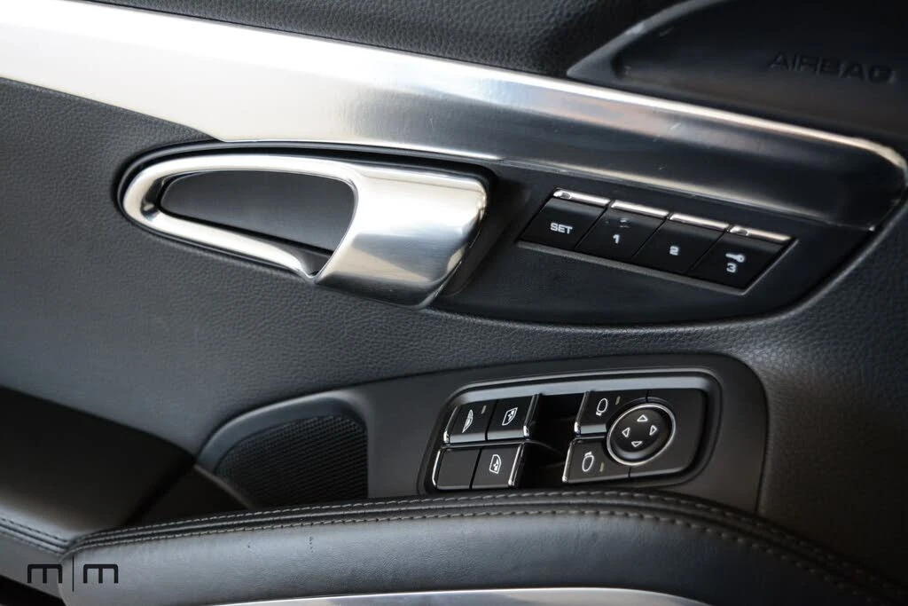 2013 Porsche 991 Carrera 4 - Image 18 of 31