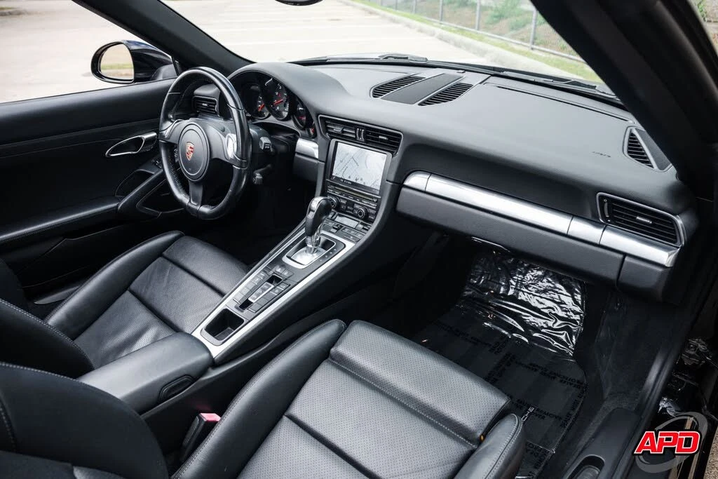 2013 Porsche 991 Carrera 4 - Image 22 of 31