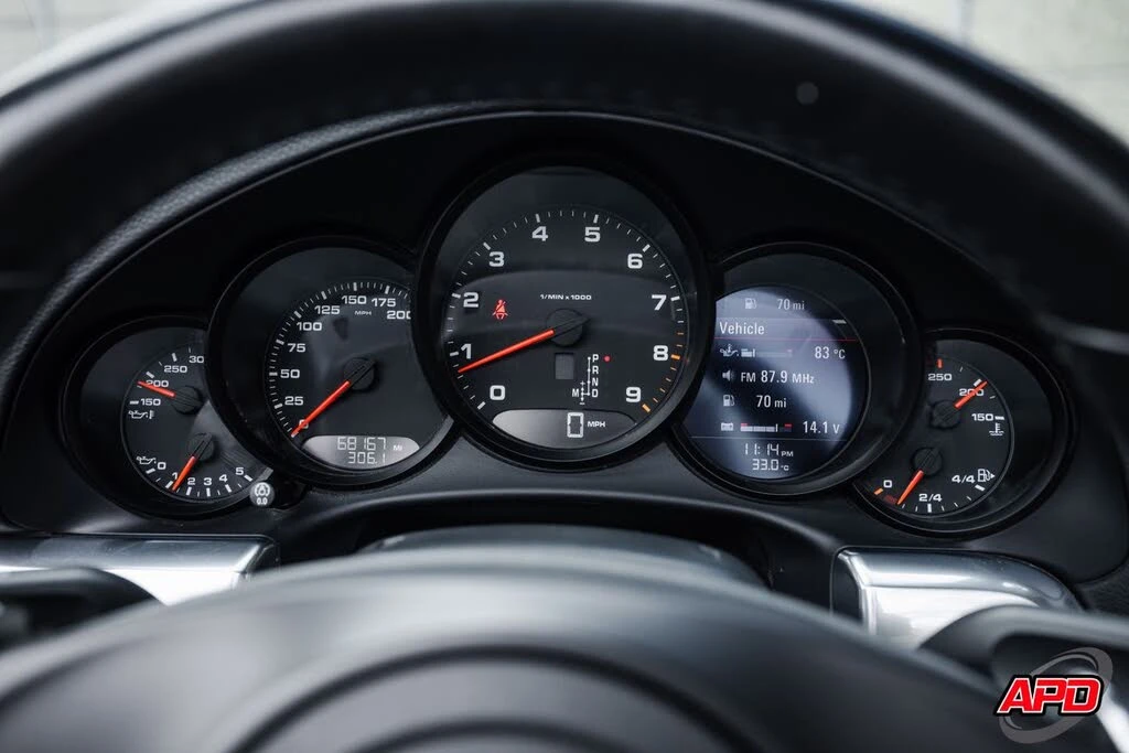 2013 Porsche 991 Carrera 4 - Image 10 of 31