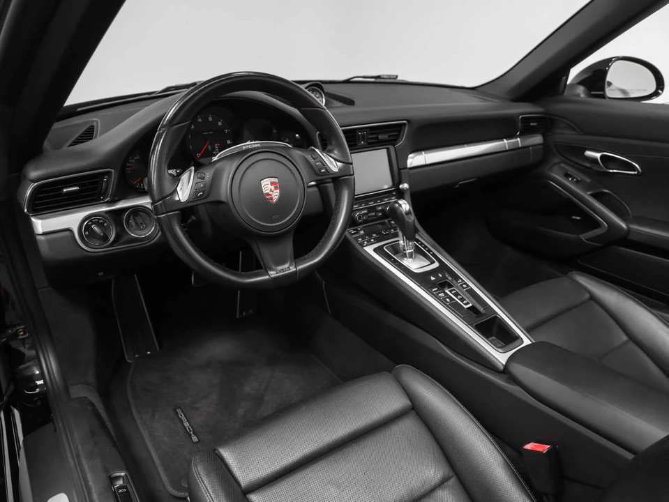 2013 Porsche 991 Carrera 4 - Image 4 of 5