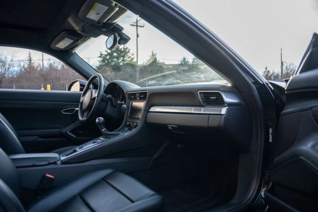 2013 Porsche 991 Carrera 4 - Image 13 of 17