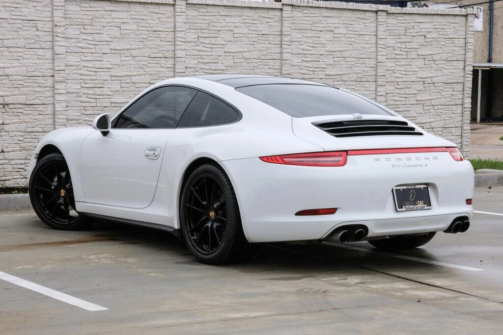 2013 Porsche 991 Carrera 4 - Image 9 of 31