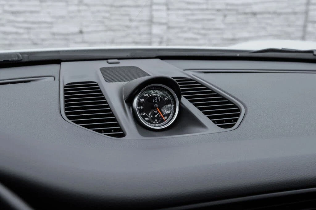 2013 Porsche 991 Carrera 4 - Image 25 of 31