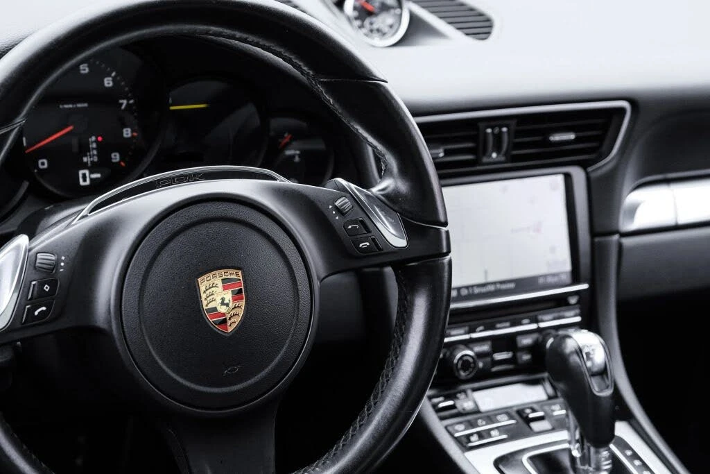 2013 Porsche 991 Carrera 4 - Image 15 of 31