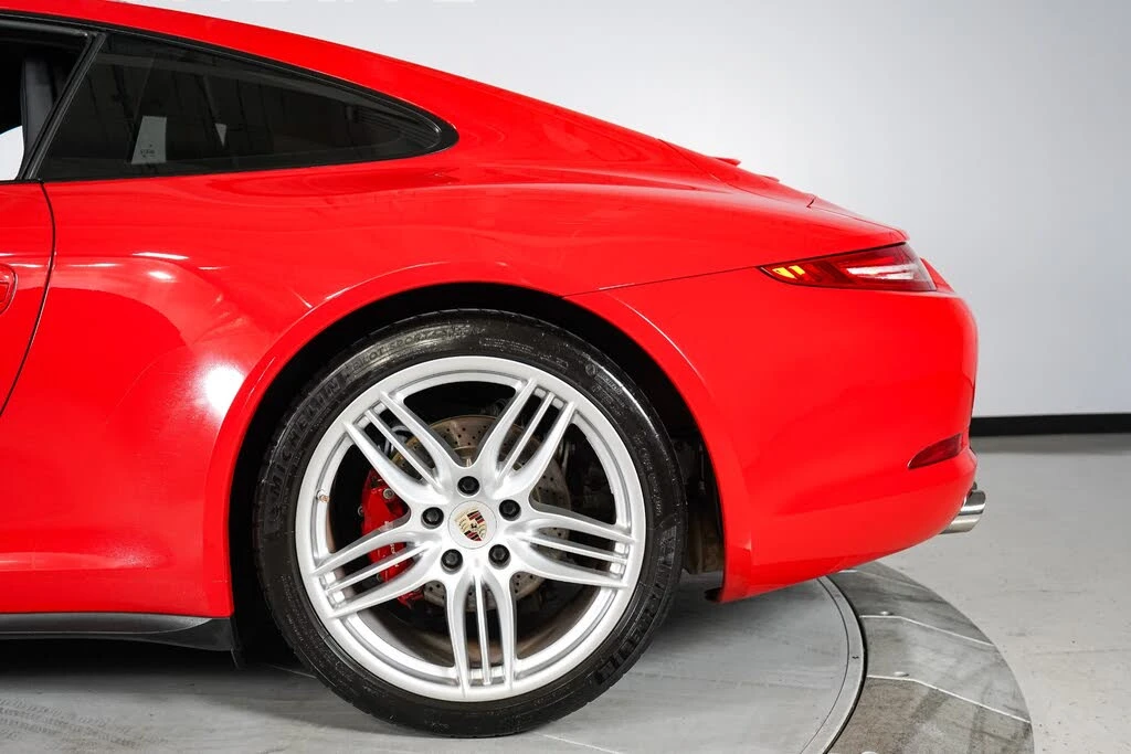 2013 Porsche 991 Carrera 4 - Image 8 of 31