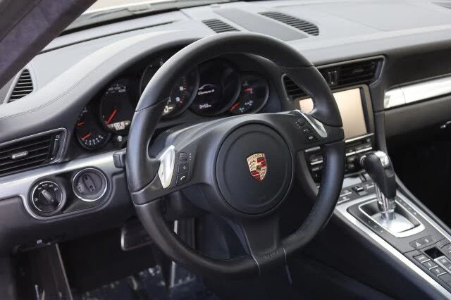 2013 Porsche 991 Carrera 4 - Image 23 of 31