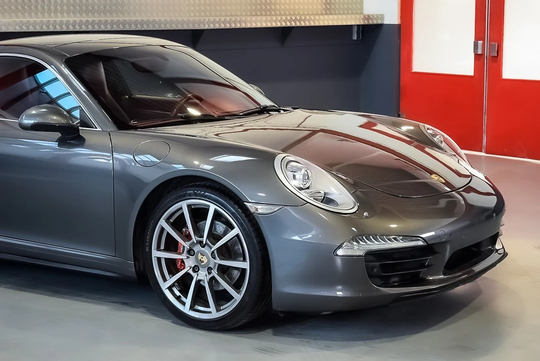 2013 Porsche 991 Carrera 4 - Image 10 of 30
